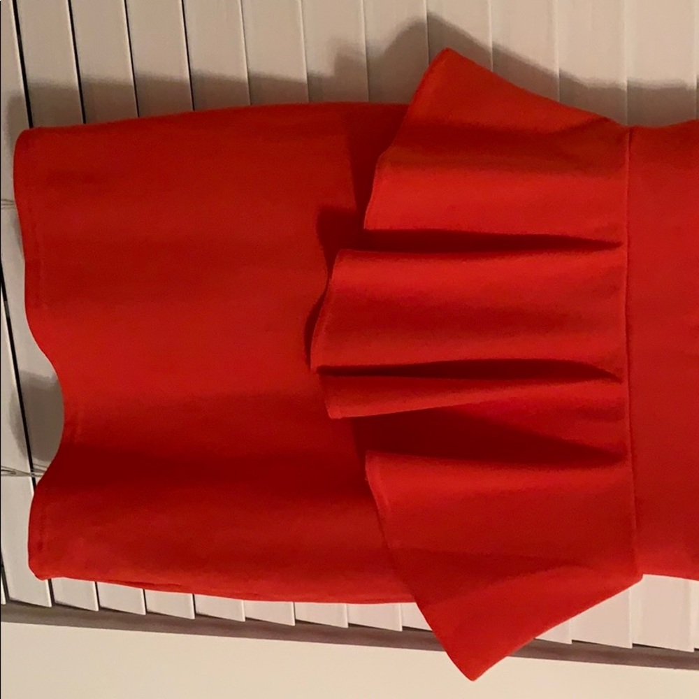 Dress - Picture 3 of 4